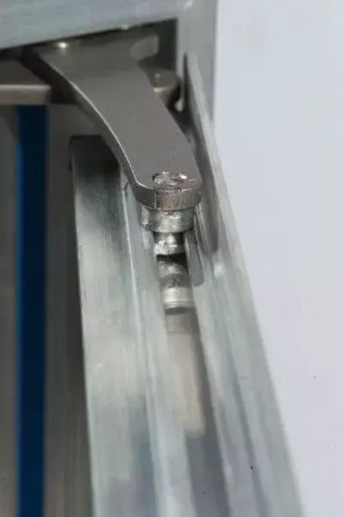 Люк Визионер "Фурор" 250х250 нажимной под плитку