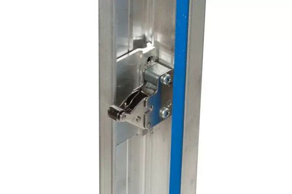 Люк Визионер "Фурор" 250х250 нажимной под плитку