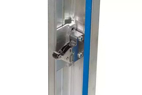 Люк Визионер "Фурор" 600х700 нажимной под плитку