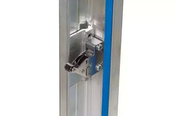 Люк Визионер &quot;Фурор&quot; 500х900 нажимной под плитку