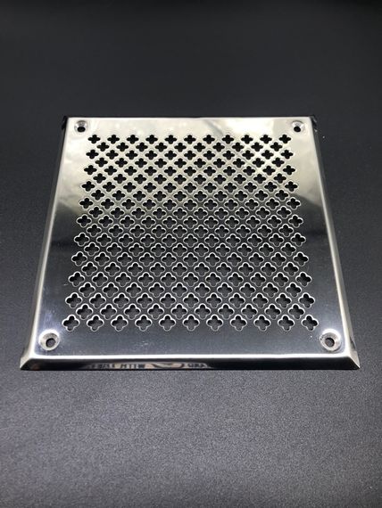 Решётка 250х250 мм, нержавеющая сталь, перфорация цветочек