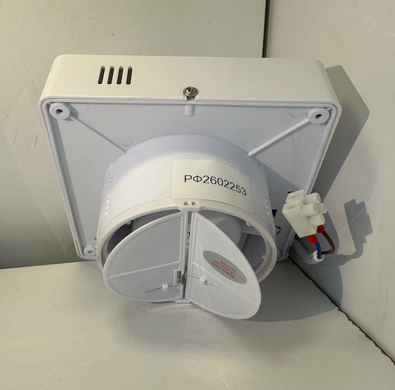 Вытяжной вентилятор Electrolux EAFS-100 уценка