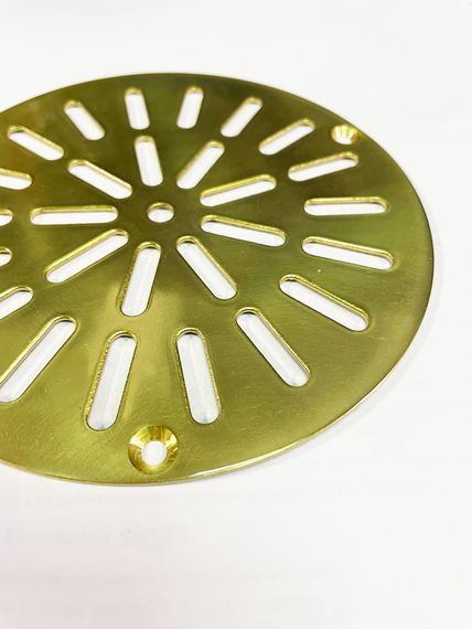 Решётка напольная круглая 125мм из латуни, снежинка