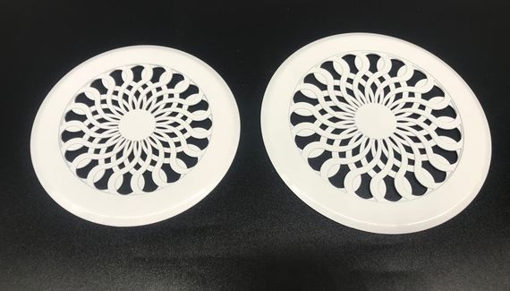 Решетка стальная на магнитах КП 100 Астра белая