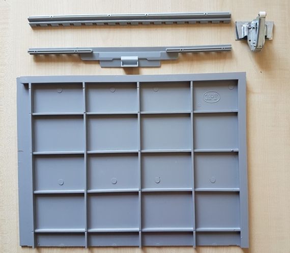 Люк под плитку пластиковый (ЛсИС) 400х700 нажимной