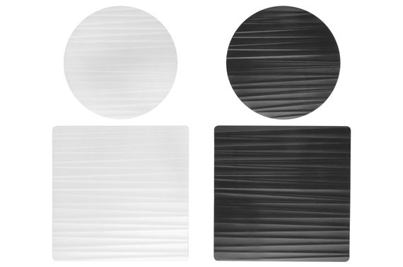 Решетка на магнитах квадратная РДВ-150 Волна, черная матовая