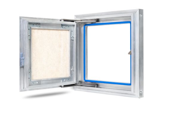 Люк Визионер &quot;Триумф&quot; 200х200 нажимной под плитку