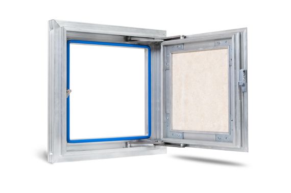 Люк Визионер &quot;Триумф&quot; 200х200 нажимной под плитку