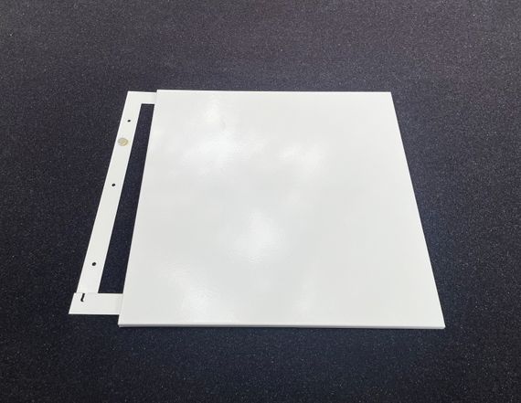 Металлический накладной съемный люк 300х300мм на магнитах