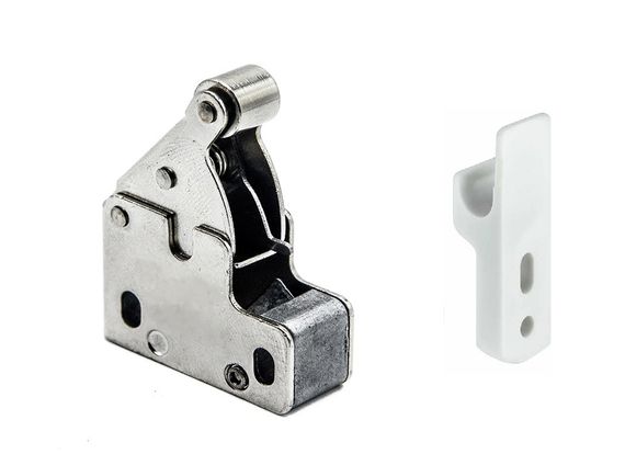 Нажимная защелка мебельная Mini Latch KS с ответной частью