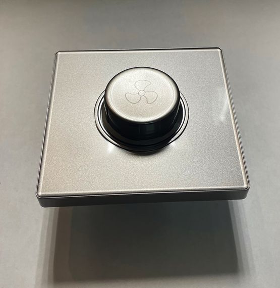 Регулятор скорости симисторный Благовест L91 (2.5A) Серебристый (плавный, накладной, с монтажной коробкой)