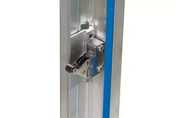 Люк Визионер &quot;Фурор&quot; 500х1200 нажимной под плитку