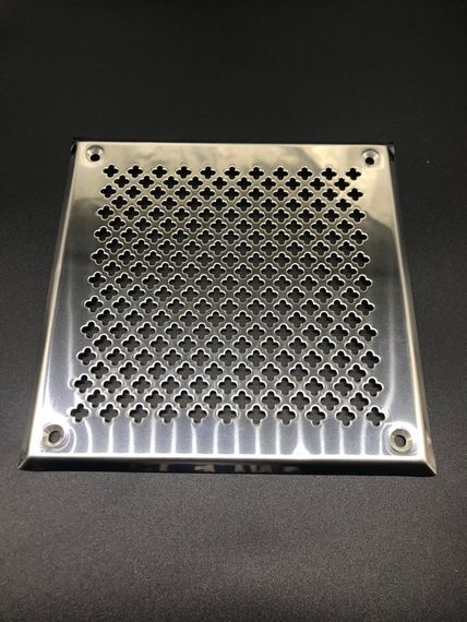 Решётка 100х200 мм, нержавеющая сталь, перфорация цветочек