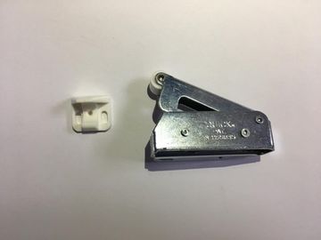 Нажимная защелка для люков Hafele Quick