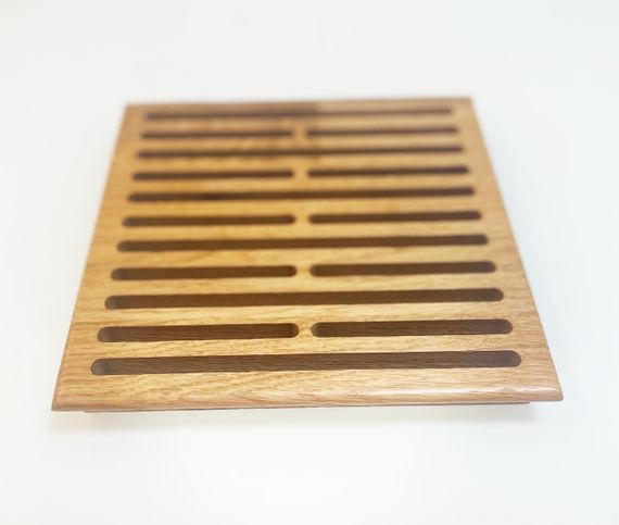 Деревянная врезная решетка Visioner 200х200 (посадка 185х185мм. из дуба)