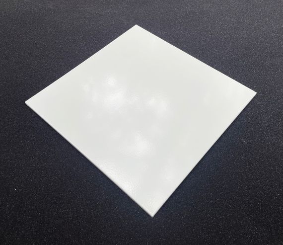 Металлический накладной съемный люк 300х300мм на магнитах