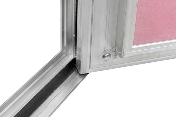 Противопожарный люк под покраску Рубеж 400х400 с трехгранным замком