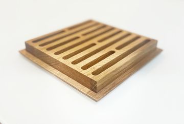 Деревянная врезная решетка Visioner 200х200 (посадка 185х185мм. из дуба)
