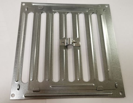 Решетка Р 150 200*200 мм, жалюзийная, металлическая