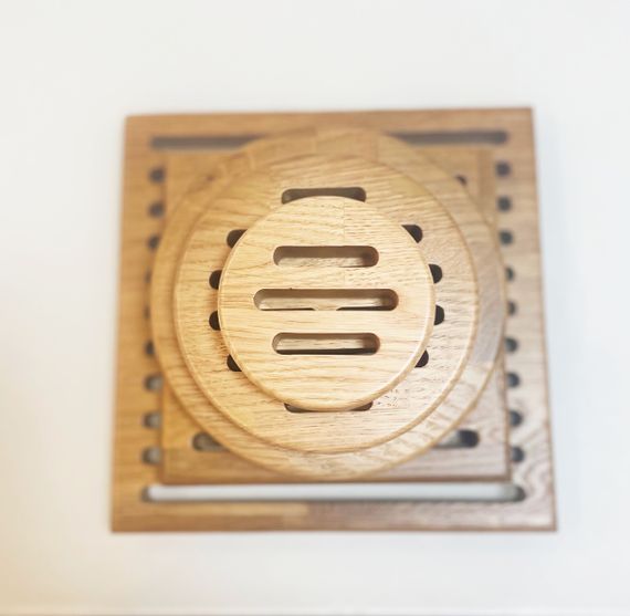 Деревянная врезная решетка Visioner 200х200 (посадка 185х185мм. из дуба)