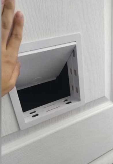 Котоход-лаз для кошки 15х15 см (проем 40мм) белый