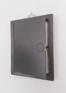 Люк-дверца ревизионная пластик, 150х150 мм, с нажимным замком "PUSH", темно серый