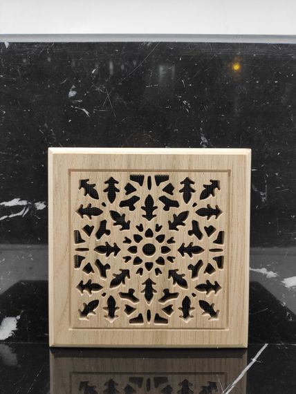 Решетка декоративная деревянная на магнитах Пересвет К-06 200х200мм